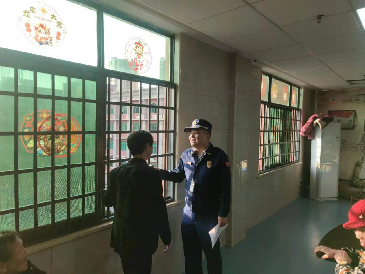 单位名称：茶陵县宏泰健康养生园有限公司
地址：湖南省株洲市茶陵县城关镇炎帝社区瓯江南路
隐患问题：该场所养护楼四楼窗户设置防盗窗，影响逃生、灭火救援